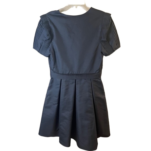 Leon Max Black Pleated Vneck Snap Sleeve Side Zipper Short Sleeve  Dress 8 - Picture 7 of 10